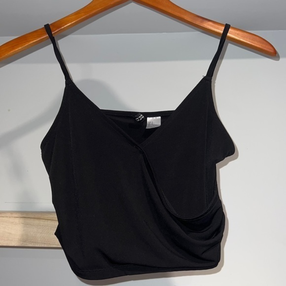 H&M black wrap‎ tank top crop top